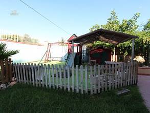 Thumbnail von ***Sehr gepflegte Villa mit einem traumhaften Garten***