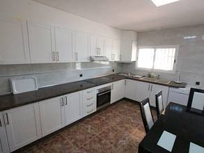 Thumbnail von ***Große renovierte Villa nur 2 km vom Meer entfernt***