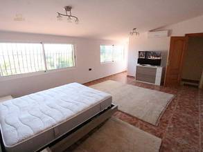 Thumbnail von ***Große renovierte Villa nur 2 km vom Meer entfernt***