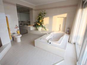 Thumbnail von ***Eine 500 qm Villa in erster Meereslinie mit einmaligem Küstenblick in Coveta Fuma***