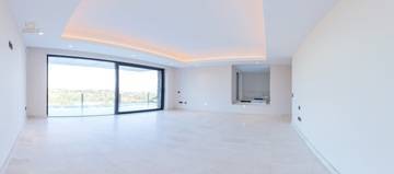 Thumbnail von Luxus-Villa in Atalaya R2805584