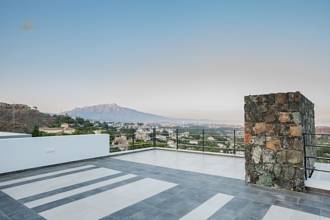 Thumbnail von Luxus-Villa in Atalaya R2805584