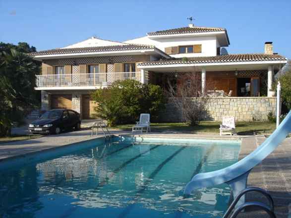 ***Komplett renovierte Villa im Raum Busot***