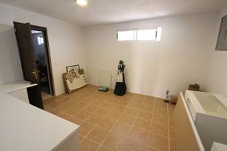 Thumbnail von ***Sehr schöne Villa mit Pool, Gästeappartement und Panoramablick***