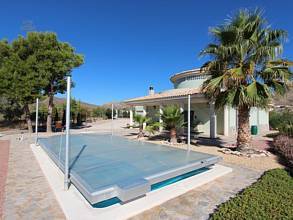 Thumbnail von ***Villa mit einem traumhaften Panoramablick auf die Küste von Alicante***