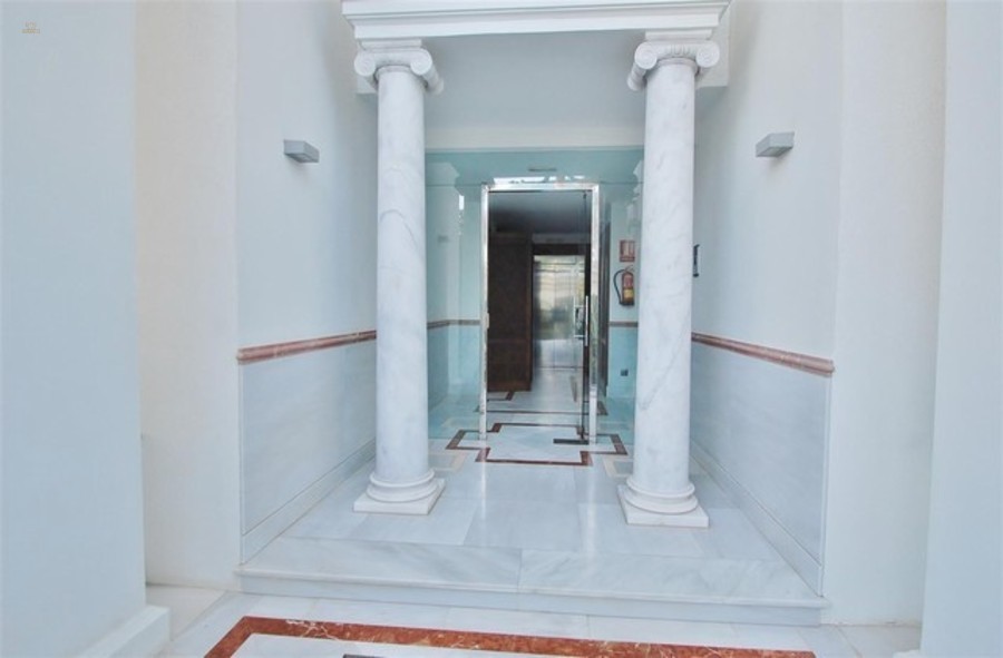 Thumbnail von Luxus-Wohnung in Estepona R2804858