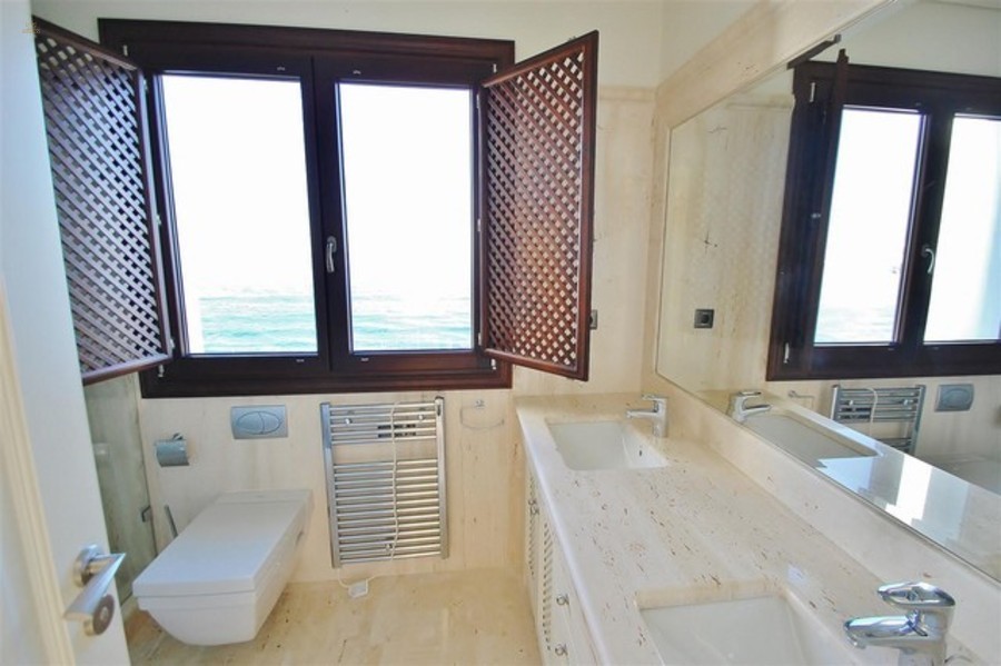 Thumbnail von Luxus-Wohnung in Estepona R2804858