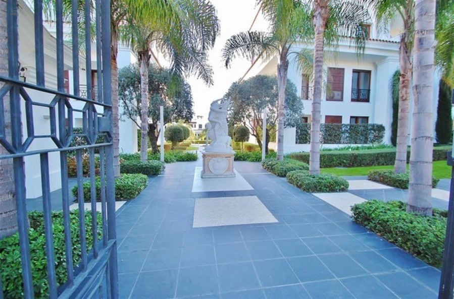 Thumbnail von Luxus-Wohnung in Estepona R2804858