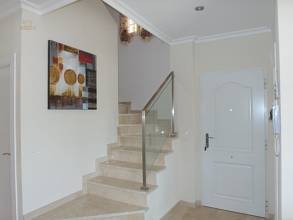 Thumbnail von ***Attraktive Villa mit 3 Schlafzimmern und 3 Bädern in bevorzugter Wohnlage in der Urb. La Marina***