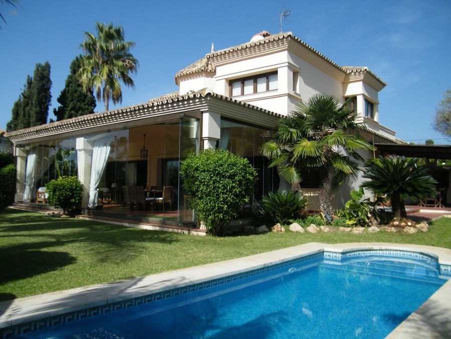 Luxus-Villa in San Pedro de Alcantara R2742425