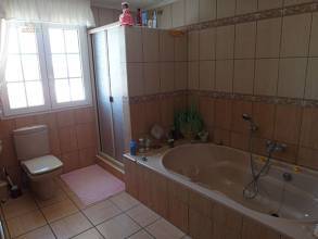 Thumbnail von ***Elegante und großzügige Villa mit 2 Gästewohnungen und Privatpool***