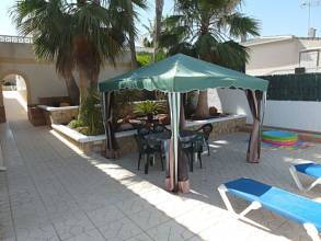 Thumbnail von ***Elegante und großzügige Villa mit 2 Gästewohnungen und Privatpool***