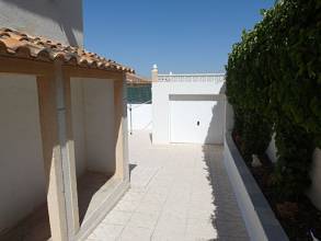 Thumbnail von ***Elegante und großzügige Villa mit 2 Gästewohnungen und Privatpool***