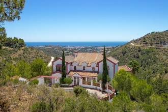 Thumbnail von Luxus-Villa in El Madroñal R2693960