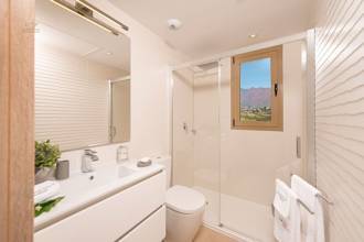 Thumbnail von ***Exklusive 4-Zimmer-Reihenhäuser mit Meerblick in wunderschöner Golfanlage***