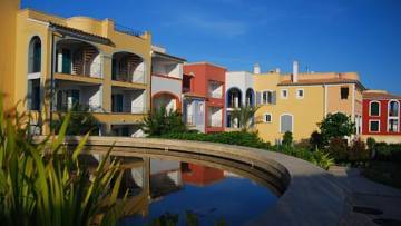 Thumbnail von ***Luxuriöse 3-Schlafzimmer-Erdgeschosswohnungen nur 120 m vom Hafen***