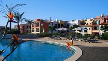 Thumbnail von ***Luxuriöse 3-Schlafzimmer-Erdgeschosswohnungen nur 120 m vom Hafen***