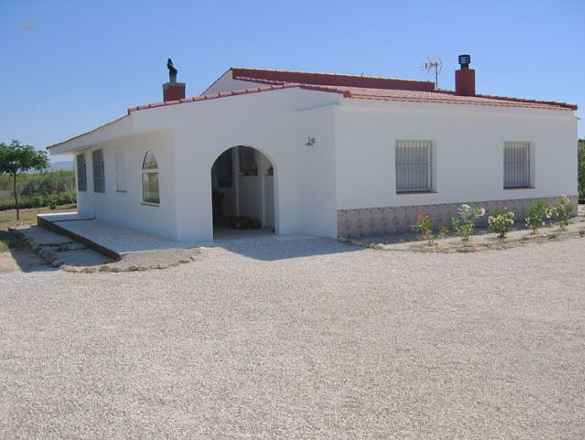 ***Gepflegtes Landhaus in wunderschöner Umgebung***