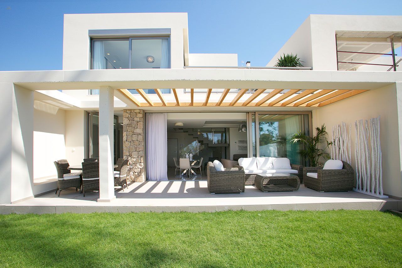 ***Exklusive Reihenhäuser in wunderschöner Anlage am Strand***