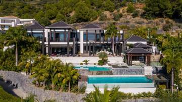 Thumbnail von ***EINZIGARTIGE VILLA ZUM VERKAUF IN CASCADA DE CAMOJAN IN MARBELLA***