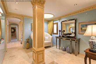 Thumbnail von ***VILLA IM KLASSISCHEN STIL IN NAGUELES IN MARBELLA***