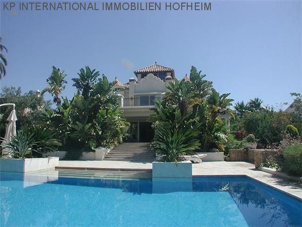 ***HERRLICHE RESIDENZ IN STRANDLAGE***