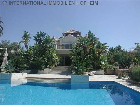 ***HERRLICHE RESIDENZ IN STRANDLAGE***