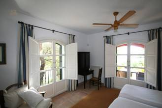 Thumbnail von Luxus-Villa La Mairena R2371289