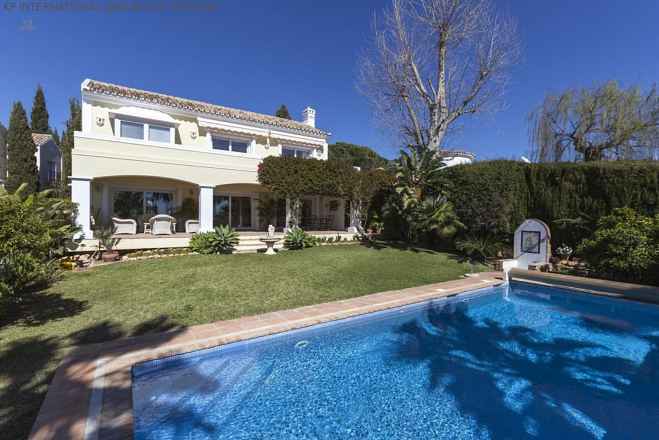 ***VILLA IN CAMOJAN - MARBELLA***