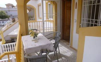 Thumbnail von ***Obere Wohnung mit 2 Schlafzimmern und privater Dachterrasse in Torrevieja***