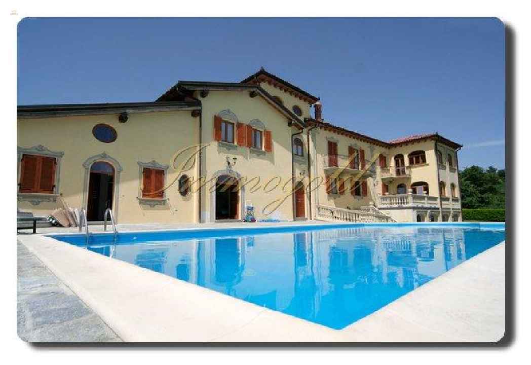 Immogold, Süd-Piemont luxuriöse Panorama Villa in der Region Dogliani
