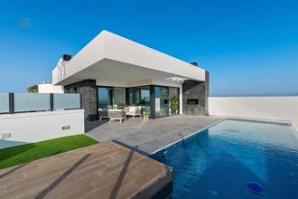 Thumbnail von ***Großzügige und elegante zweigeschossige Villen mit 3 Schlafzimmern, privatem Pool und Meerblick***