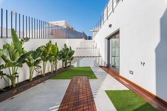 Thumbnail von ***Großzügige und elegante zweigeschossige Villen mit 3 Schlafzimmern, privatem Pool und Meerblick***