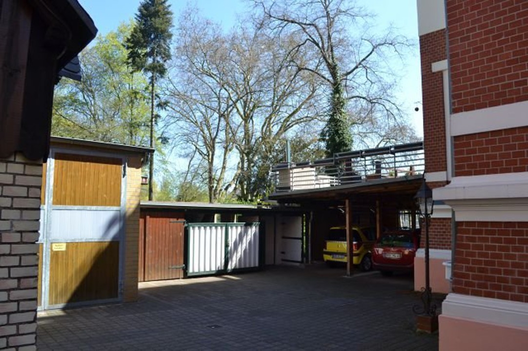 Thumbnail von Bezugsfreie repräsentative Villa mit 3 Wohneinheiten in direkter Havellage