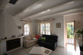 Thumbnail von ***Kleine Villa in einer sehr gepflegten Urbanisation mit Gemeinschaftspool***