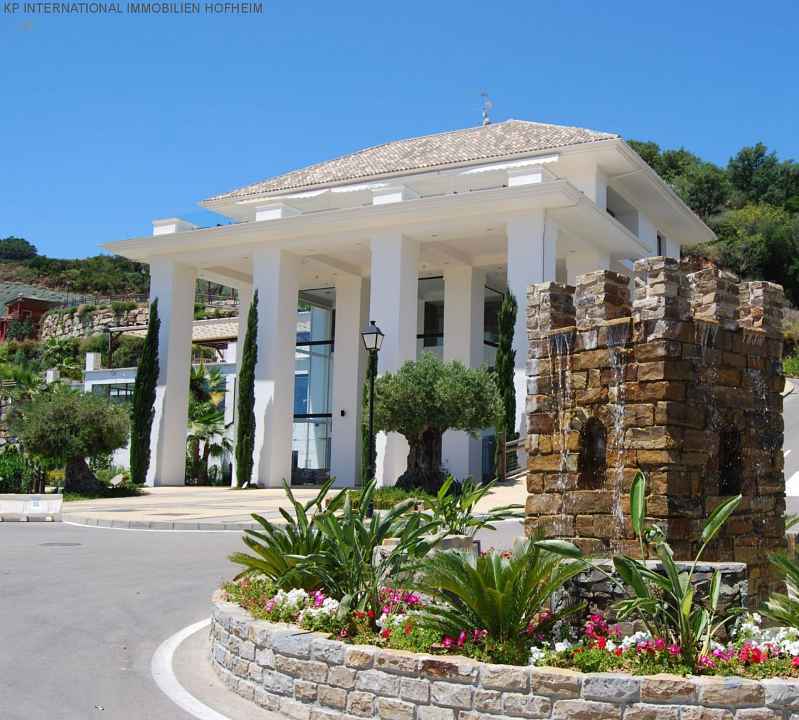 ***NEUE VILLEN IN BENAHAVIS - HILLS IN BENAHAVÍS***