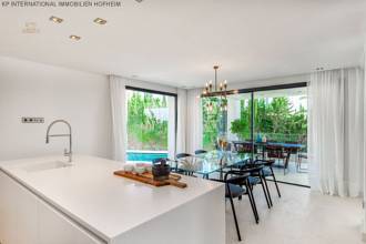 Thumbnail von ***KOMPLETT RENOVIERTE VILLA IN NUEVA ANDALUCIA IN MARBELLA***