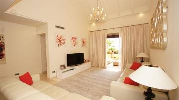 Thumbnail von Luxus-Wohnung in Sierra Blanca R2727791