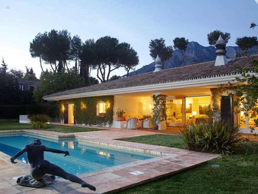 Luxus-Villa in Nagüeles R2760536