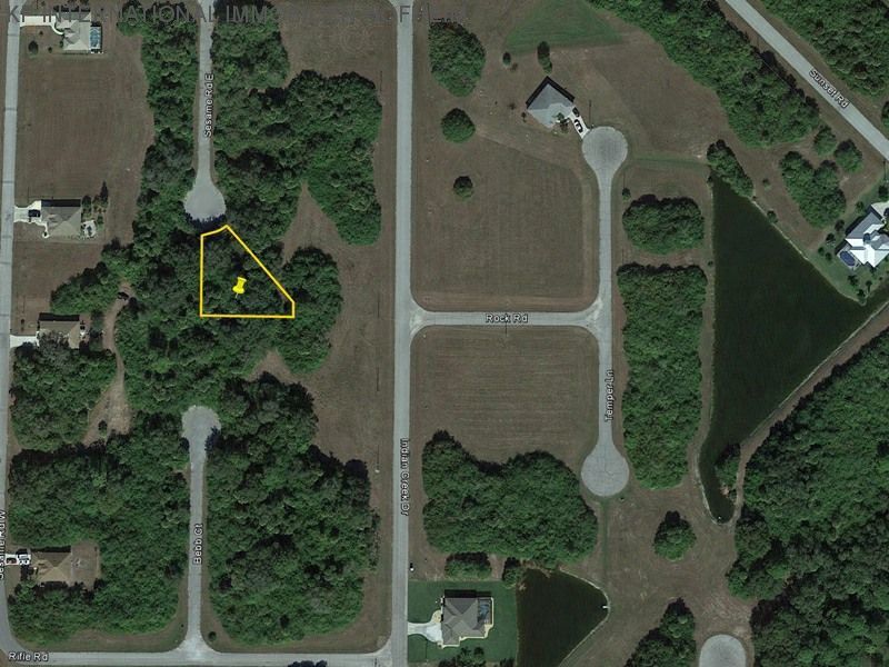 ***FLORIDA: Terreno con vegetación en una zona de nueva construcción absoluta - directamente del constructor***