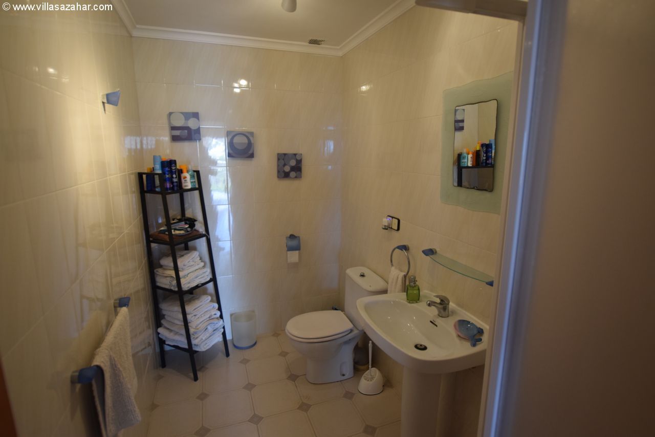 Thumbnail von ***Villa mit Meerblick und 2 separaten Appartements nahe Strand***