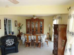 Thumbnail von ***Modernisierte Villa mit 6 Schlafzimmern und Meerblick***