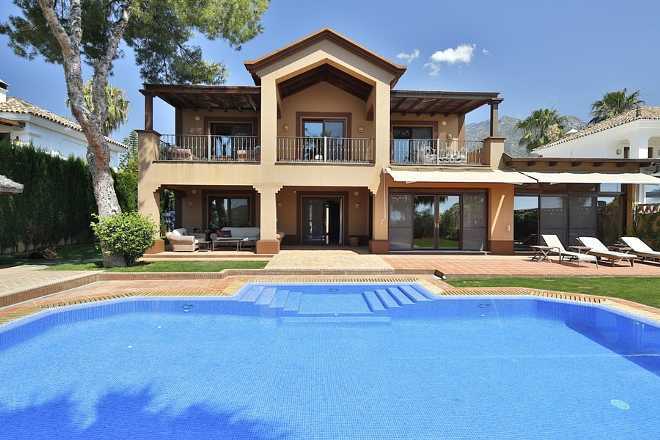 Luxus-Villa in Marbella R2647892 