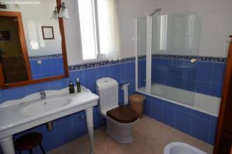 Thumbnail von ***Große Doppelhaushälfte im Zentrum mit Garten nahe Strand***