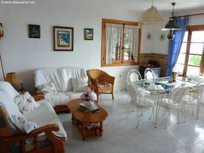 Thumbnail von ***Einfamilienhaus im Zentrum des Ortes direkt am Meer***