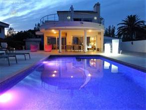 Thumbnail von ***ALCOSSEBRE: Pflegeleichte, moderne Luxusvilla direkt am Meer***