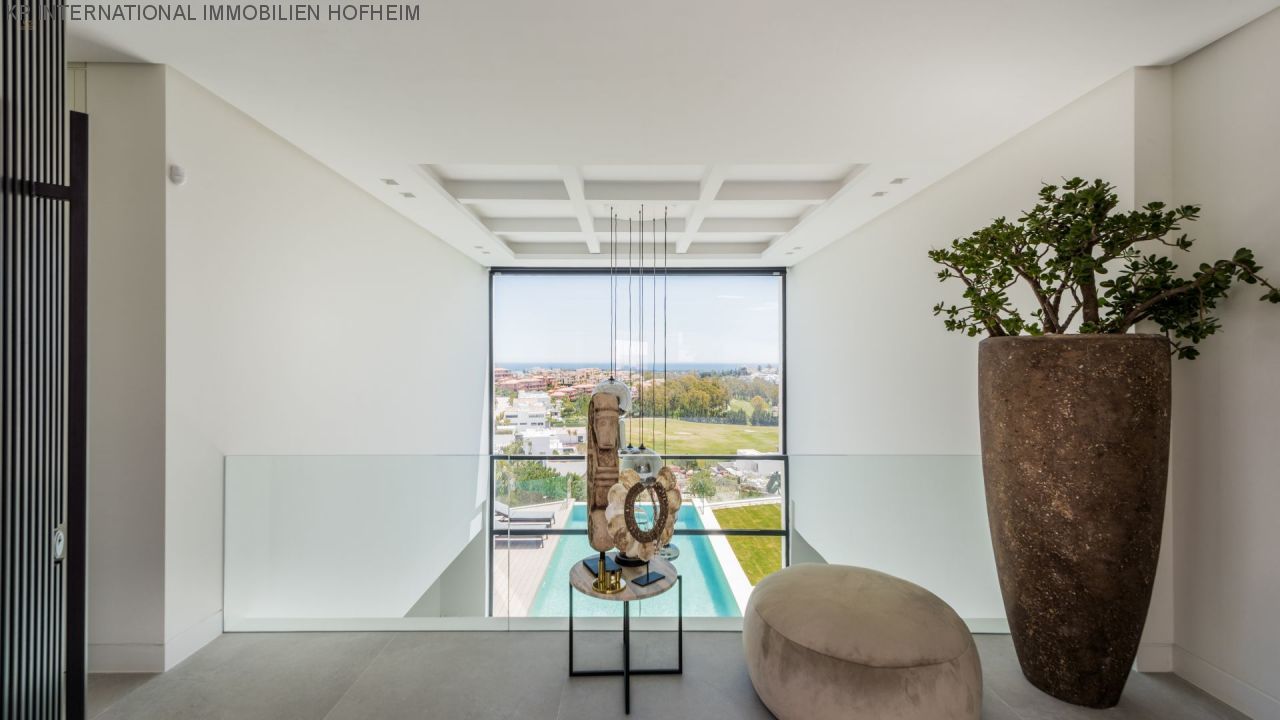 Thumbnail von ***MODERNE LUXUS VILLA IN LA ALQUERIA IN BENAHAVIS***