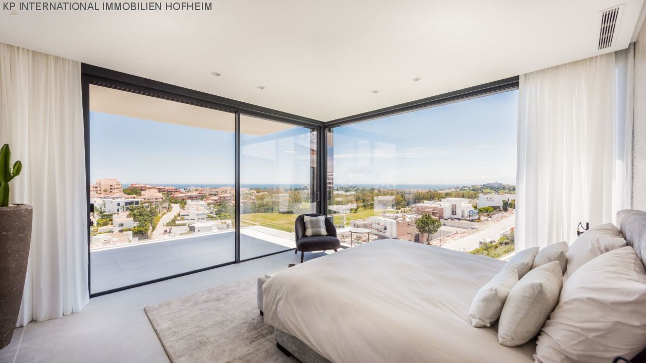 Thumbnail von ***MODERNE LUXUS VILLA IN LA ALQUERIA IN BENAHAVIS***