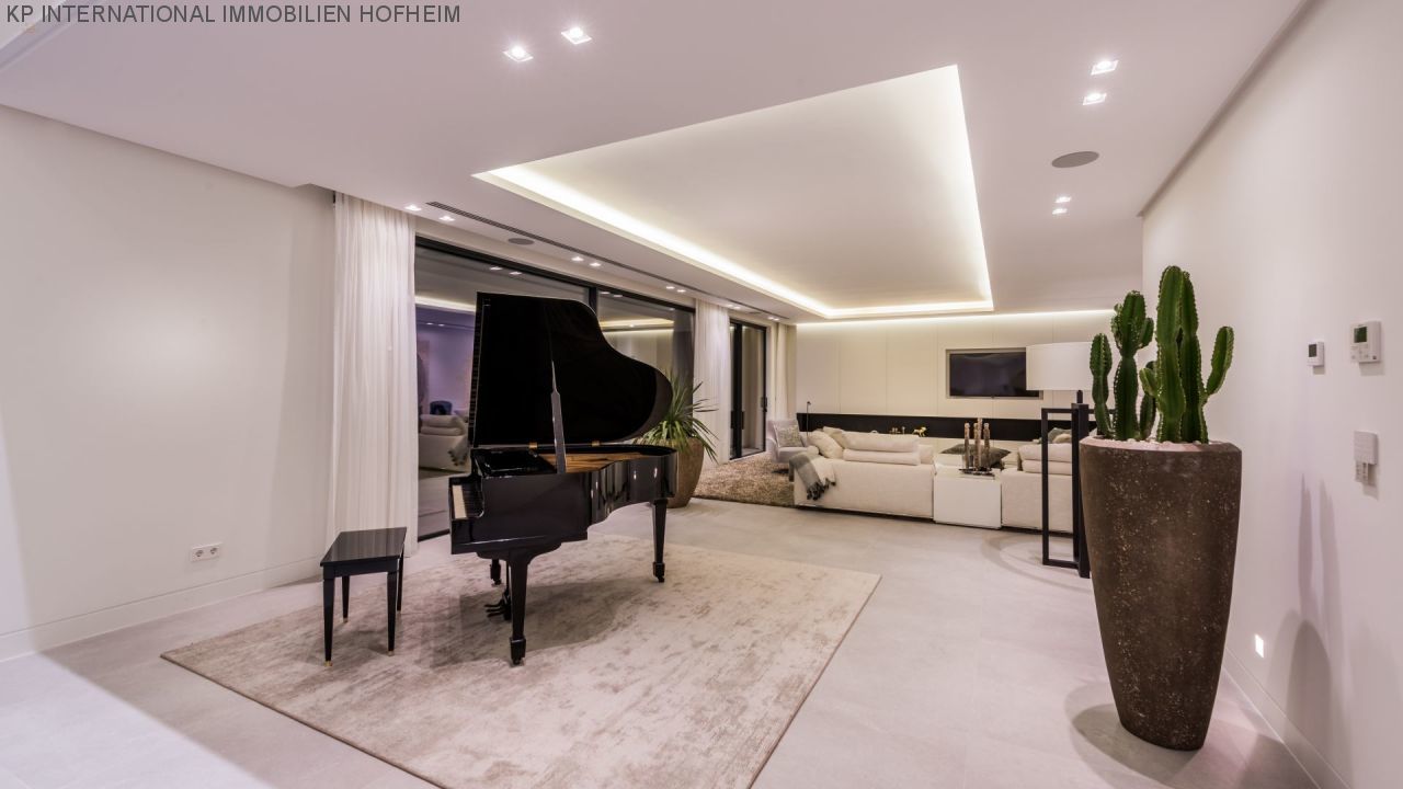 Thumbnail von ***MODERNE LUXUS VILLA IN LA ALQUERIA IN BENAHAVIS***