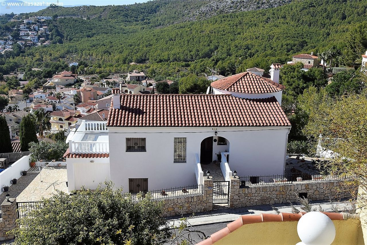 ***Marcolina geräumige neuwertige Villa auf großem Grundstück***